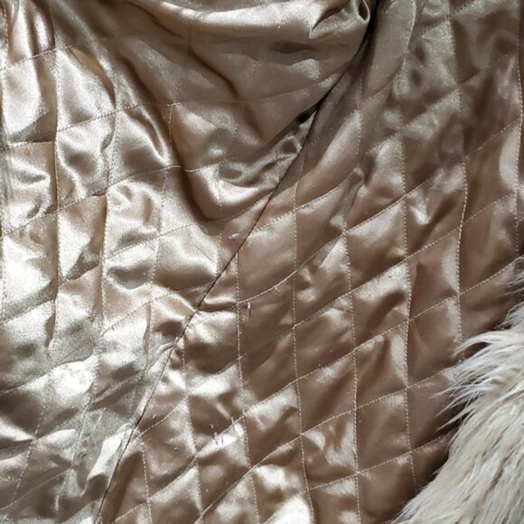 VINTAGE WILSON LEATHER COAT WITH FURRY COLLAR AND TRIM SIZE SMALL - Picture 8 of 12